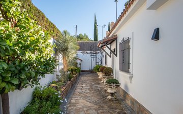 Property slide 29