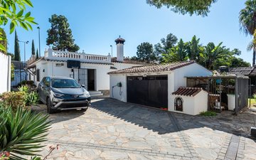 Property slide 30