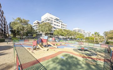 Property slide 39