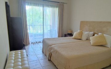 Property slide 25