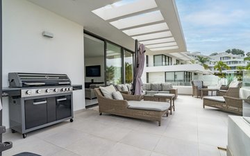 Property slide 14