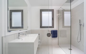 Property slide 33