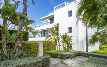 Property slide 7