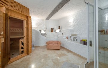 Property slide 38