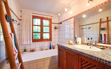 Property slide 17