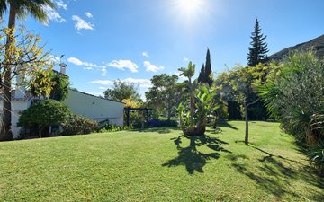 Property slide 42
