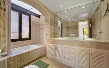 Property slide 50