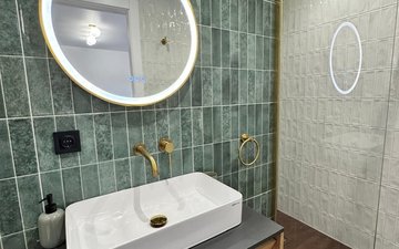 Property slide 21