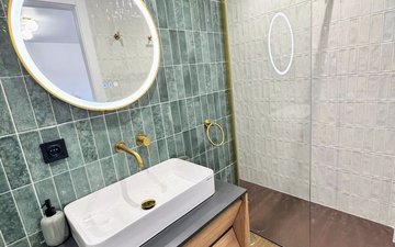 Property slide 23