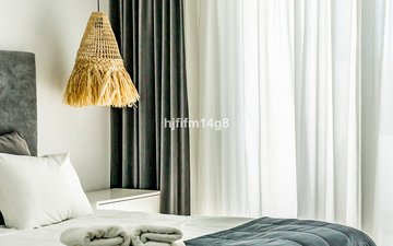 Property slide 32