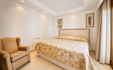 Property slide 10