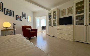 Property slide 6