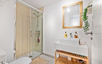 Property slide 20
