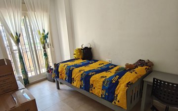 Property slide 24