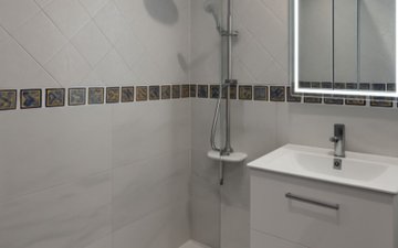 Property slide 7