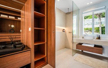 Property slide 19