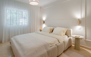 Property slide 25
