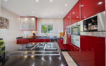 Property slide 10