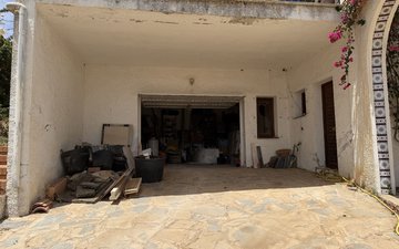 Property slide 9