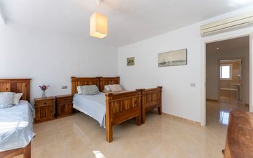 Property slide 19