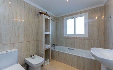 Property slide 21