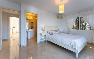 Property slide 24