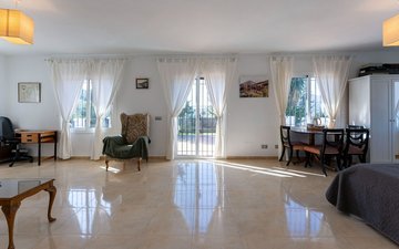 Property slide 41