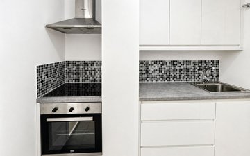 Property slide 10