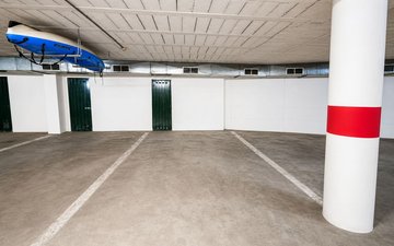 Property slide 32