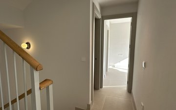 Property slide 25