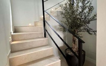 Property slide 18