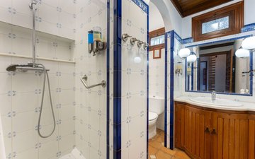 Property slide 22