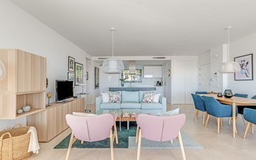 Property slide 18