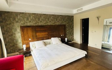 Property slide 8