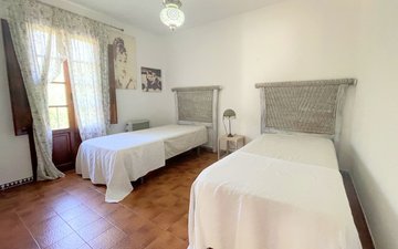Property slide 18