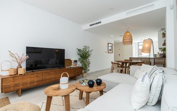 Property slide 8