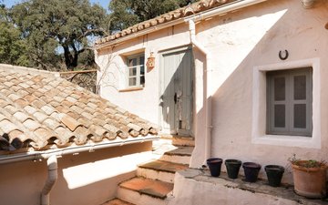 Property slide 14