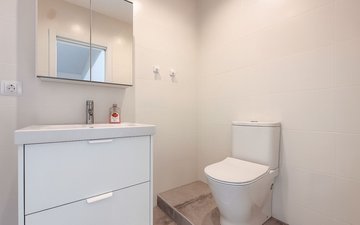 Property slide 46