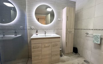 Property slide 23
