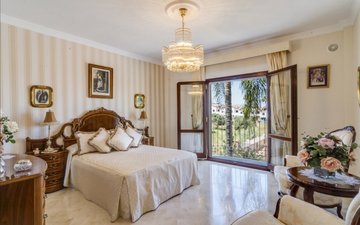 Property slide 18