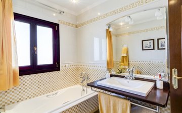 Property slide 31