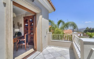 Property slide 35