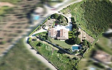 Property slide 21