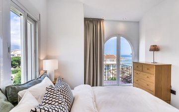 Property slide 18