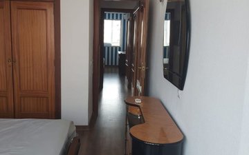Property slide 10