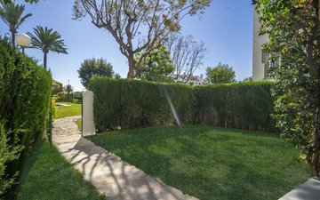 Property slide 44