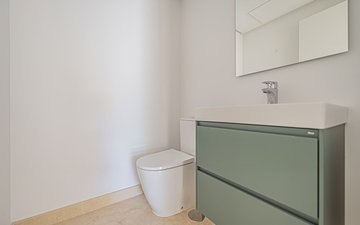 Property slide 18