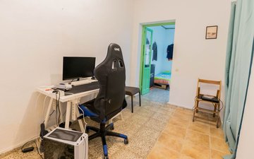 Property slide 24