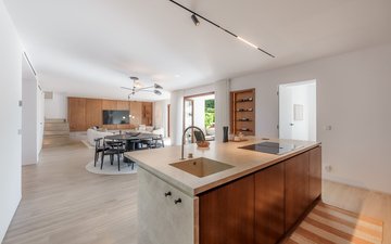 Property slide 7