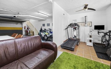 Property slide 33